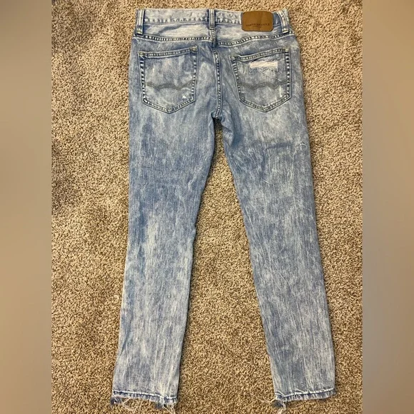 American Eagle skinny distressed jean size 30x30 raw edge light stone wash - Picture 2 of 8